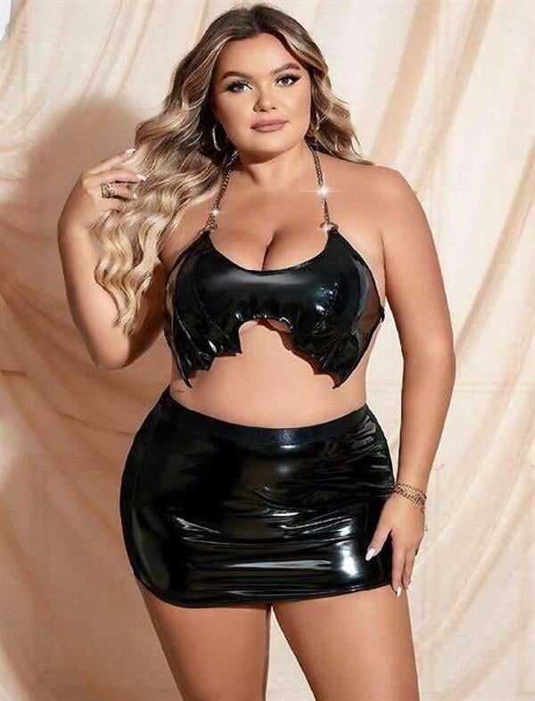 Arias Closet Büyük Beden Siyah Deri Zincir Detaylı Etekli Fantezi Takım