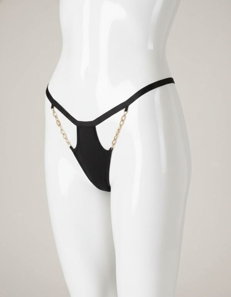 Arias Closet Zincir Detaylı Fantezi Siyah String Tanga