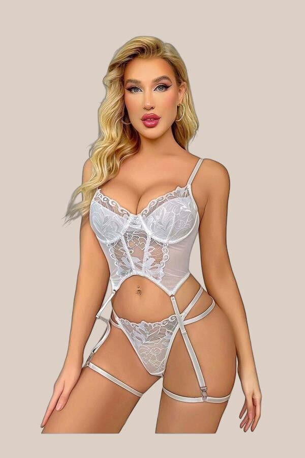 Transparan Beyaz Dantel İşlemeli Büstiyerli Jartiyer Takımı