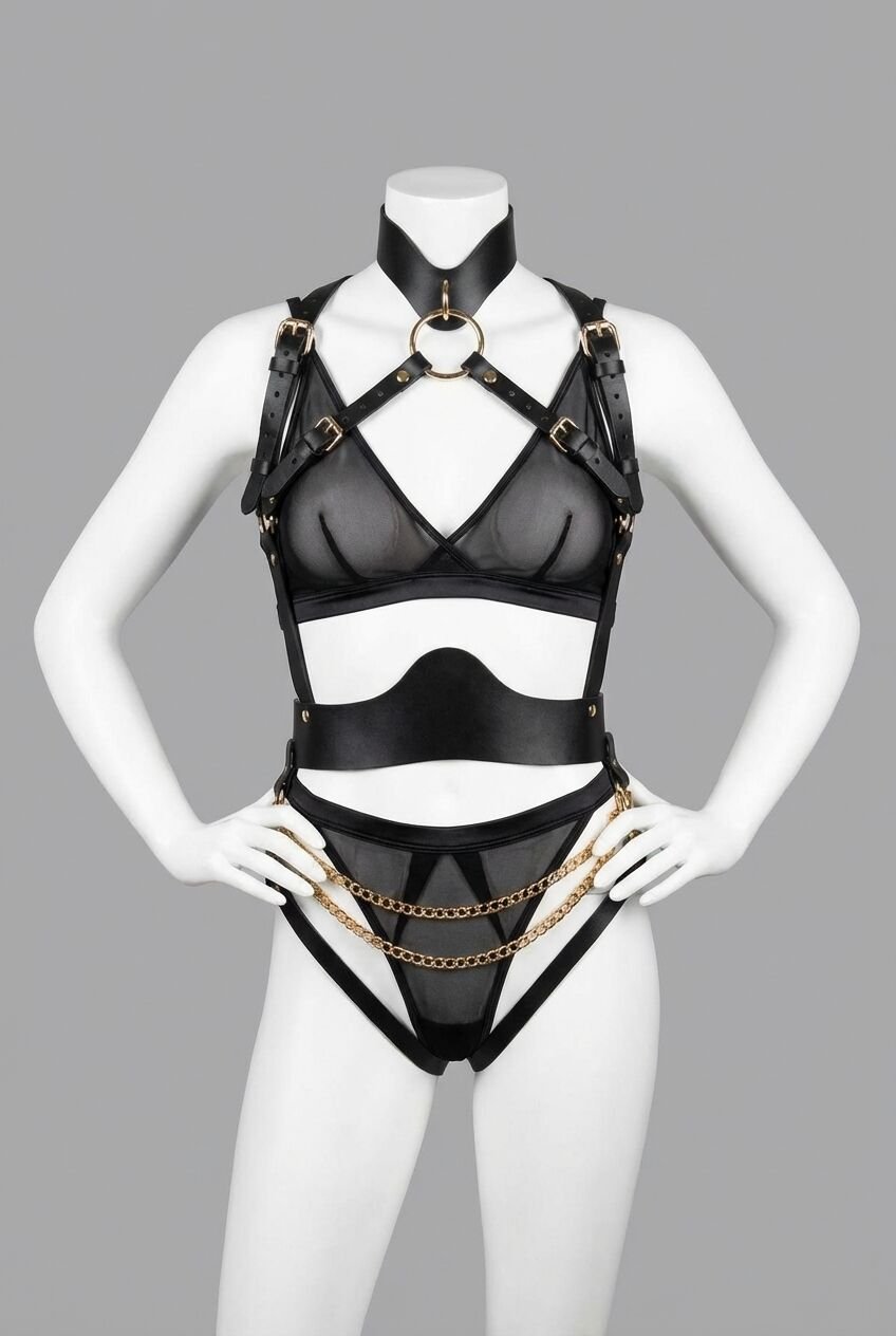 Siyah Zincir Aksesuarlı Fantezi Deri Vücut Harness