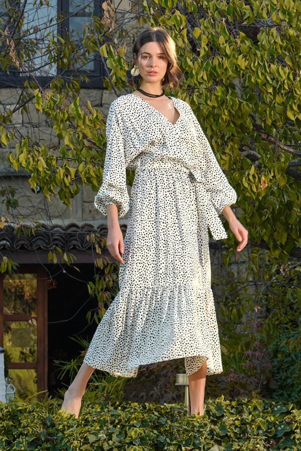 Arias Closet %100 Viskon Puantiye Desenli Kuşaklı Elbise