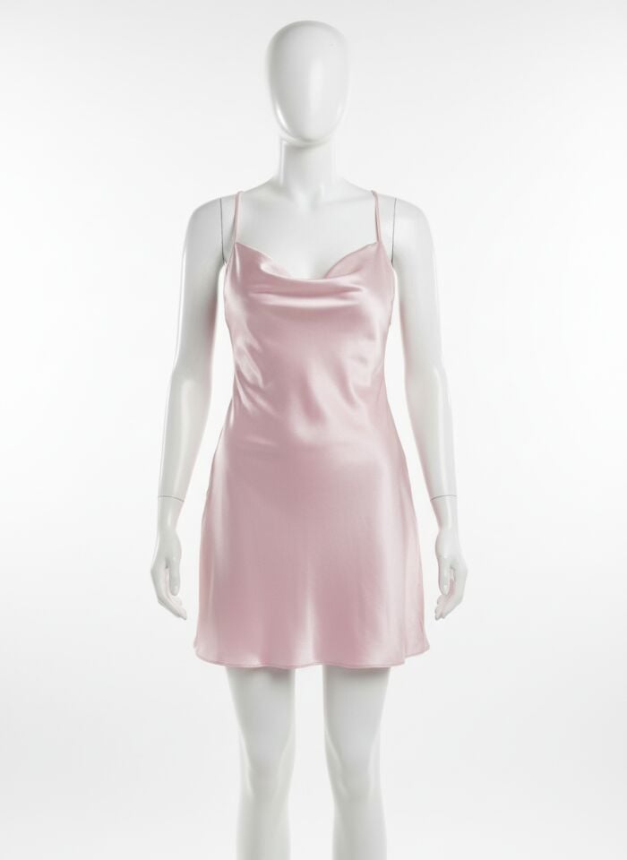 Arias Closet Sırt Dekolteli Degajeli Pembe Saten Gecelik