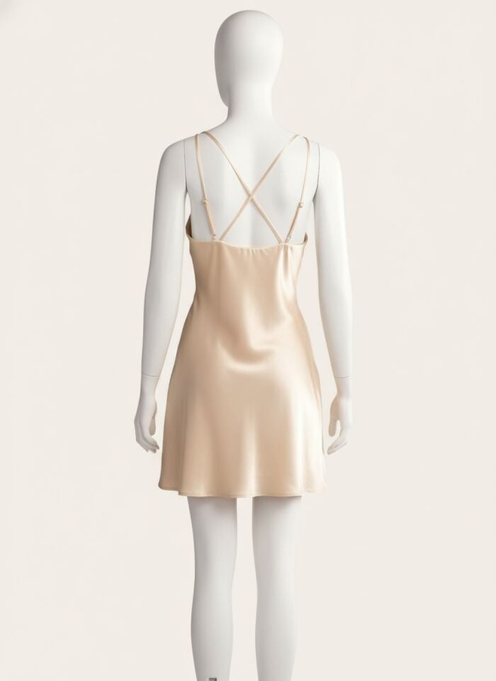 Arias Closet Sırt Dekolteli Degajeli Somon Saten Gecelik