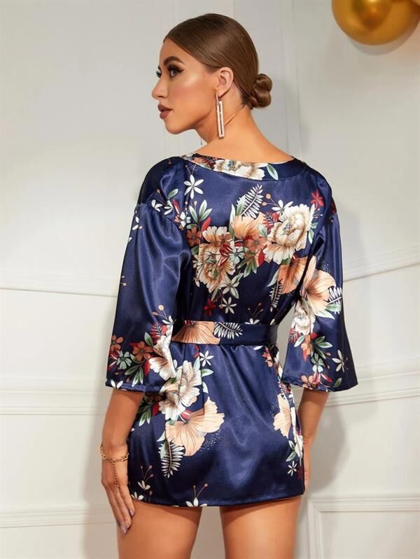 Arias Closet Çiçek Desenli Mavi Mini Saten Gecelik Sabahlık