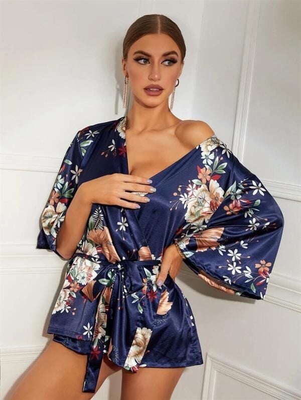 Arias Closet Çiçek Desenli Mavi Mini Saten Gecelik Sabahlık