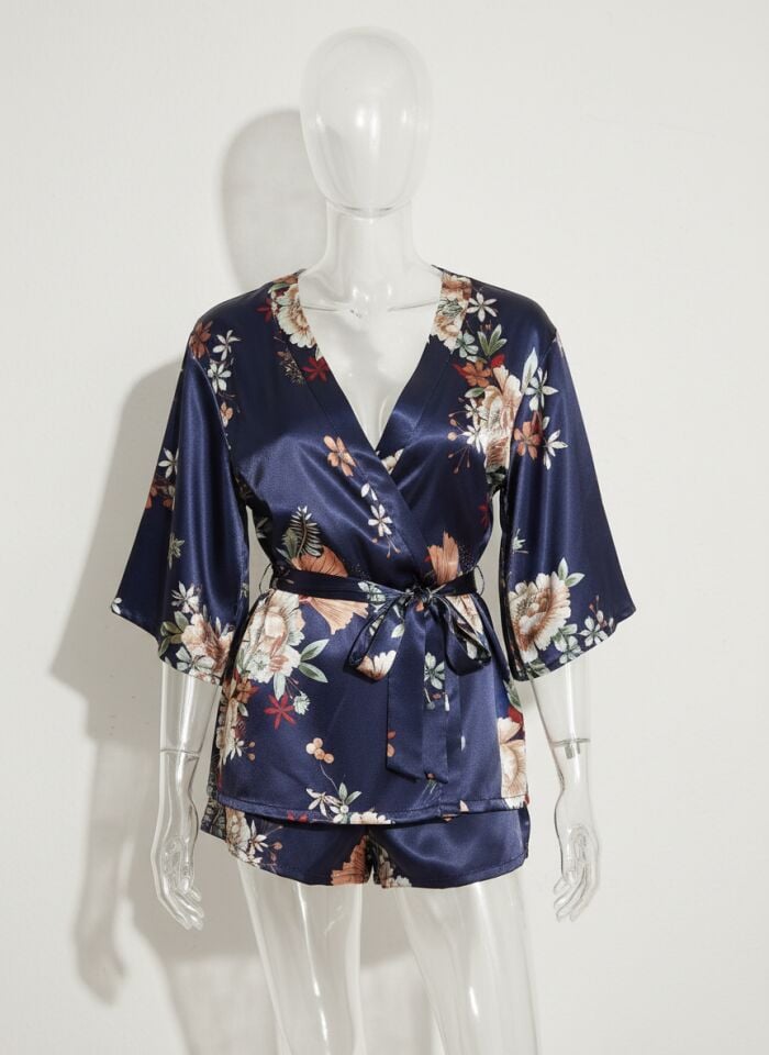 Arias Closet Çiçek Desenli Mavi Mini Saten Gecelik Sabahlık