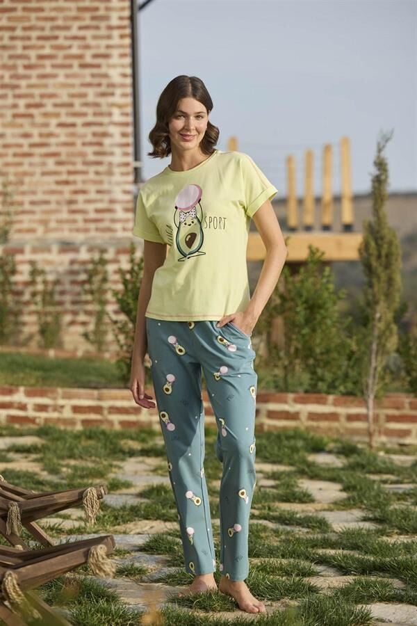 Arias Closet Desenli ve Baskılı ''Yoga Sport'' Pijama Takımı