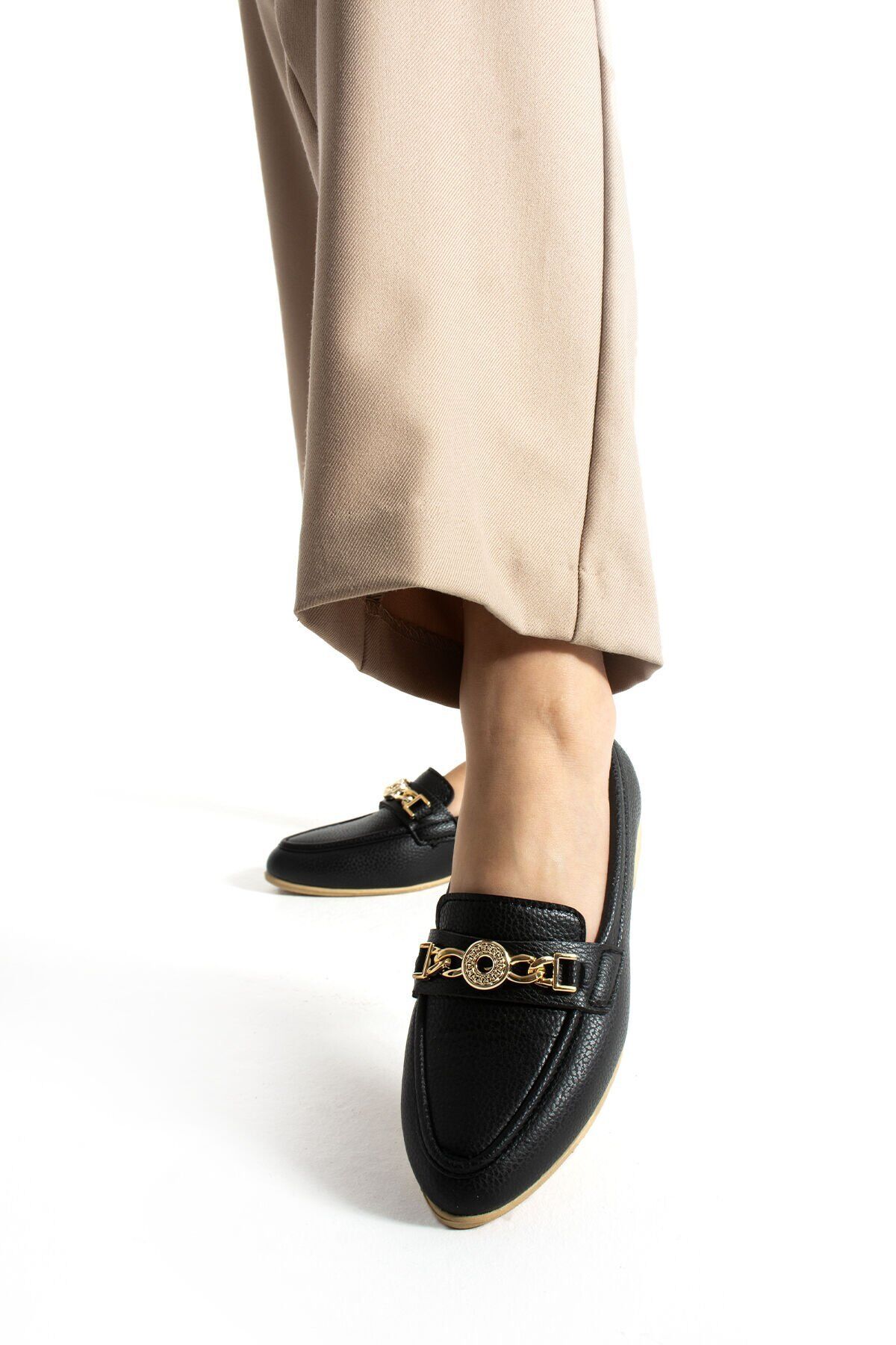 Siyah Tokalı Günlük Babet Hafif Rahat Ayakkabı