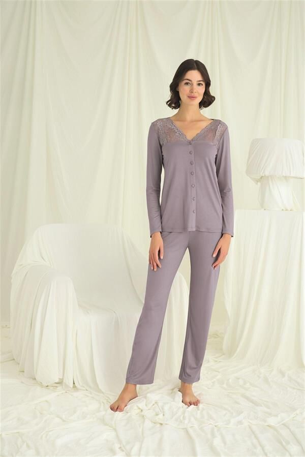 Arias Closet Yakası Kolu ve Omzu Dantelli Boydan Düğmeli Pijama Takımı