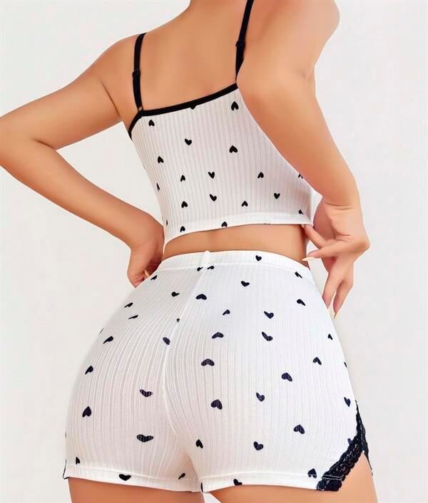 Arias Closet Pamuklu Beyaz Üstüne Siyah Kalp Desen Fitilli Askılı Şortlu Pijama Takımı