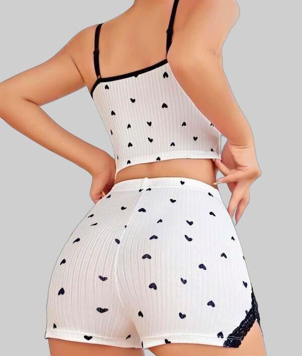 Arias Closet Pamuklu Beyaz Üstüne Siyah Kalp Desen Fitilli Askılı Şortlu Pijama Takımı