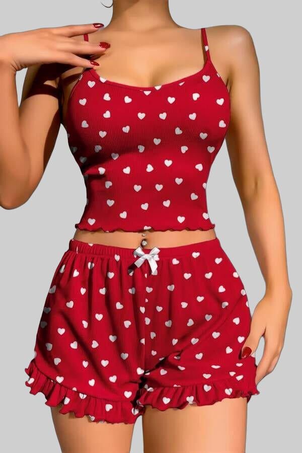 Arias Closet Pamuklu Kırmızı Üstüne Beyaz Kalp Desen Fitilli Askılı Şortlu Pijama Takımı
