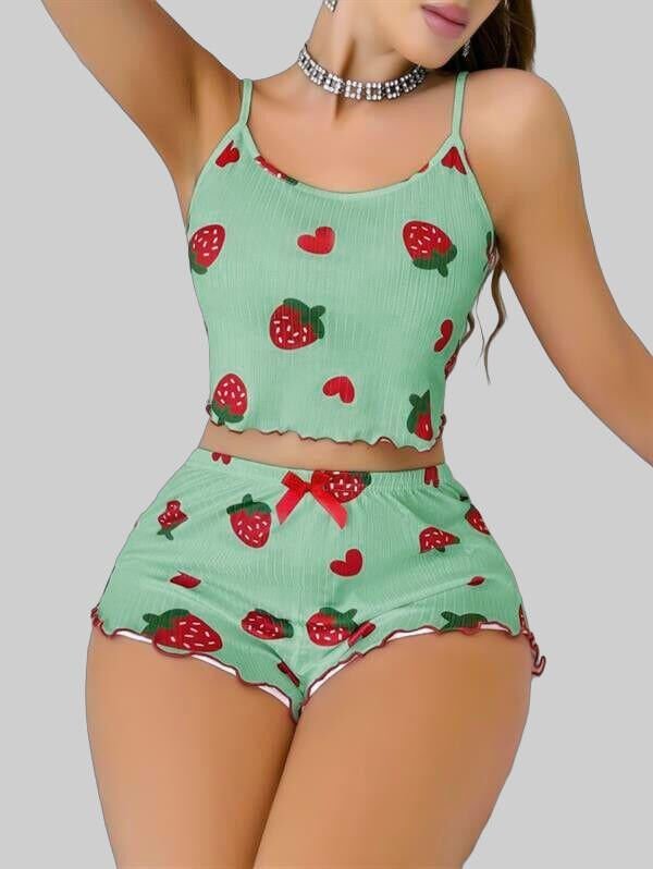 Arias Closet Pamuklu Yeşil Üstüne Çilek Desen Fitilli Askılı Şortlu Pijama Takımı