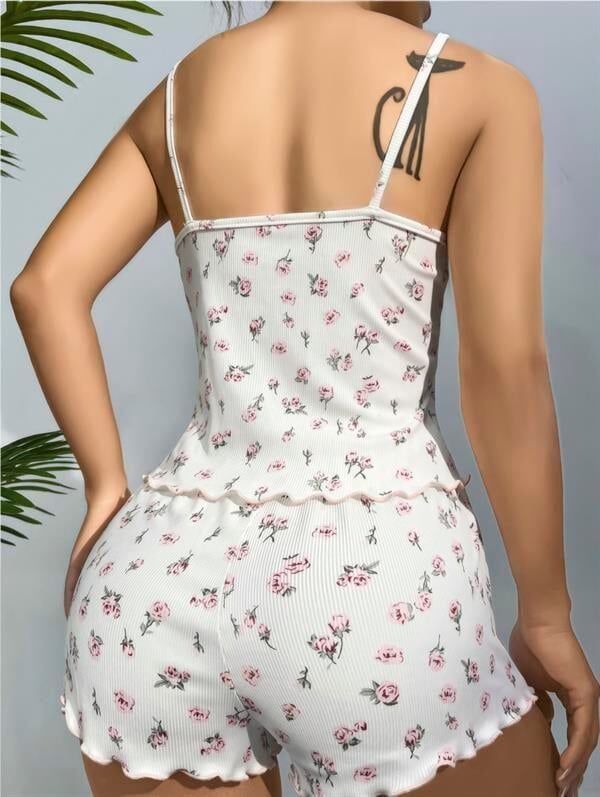 Arias Closet Pamuklu Beyaz Üstüne Çiçek Desen Fitilli Askılı Şortlu Pijama Takımı