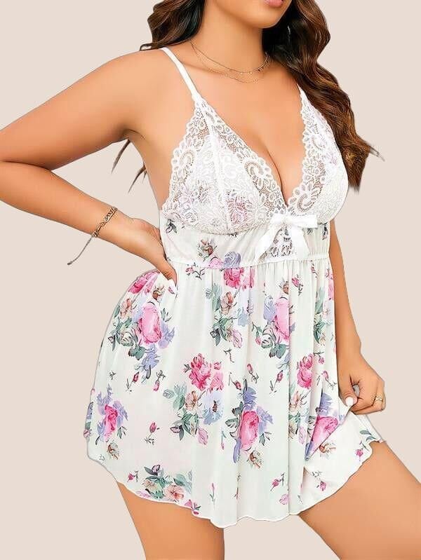 Büyük Beden Beyaz Üstüne Çiçek Desenli Dantel İşlemeli İnce Askılı Gecelik