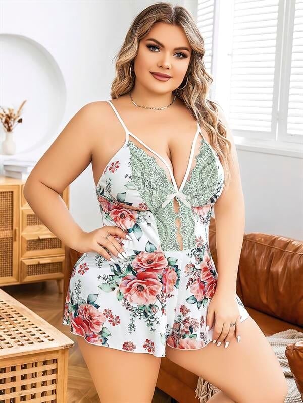Arias Closet Büyük Beden Beyaz Üstüne Çiçek Desenli Dantel İşlemeli İnce Askılı Şort Gecelik