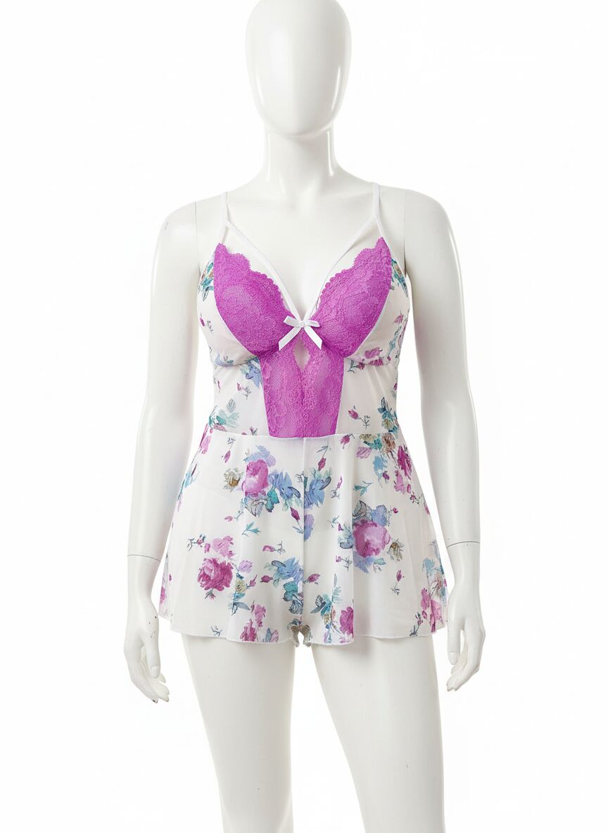 Arias Closet Büyük Beden Beyaz Üstüne Mor Çiçek Desenli Dantel İşlemeli İnce Askılı Şort Gecelik