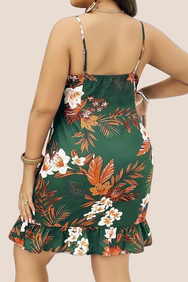 Arias Closet Büyük Beden Yeşil Üstüne Çiçek Desenli İnce Askılı Fırfırlı Gecelik