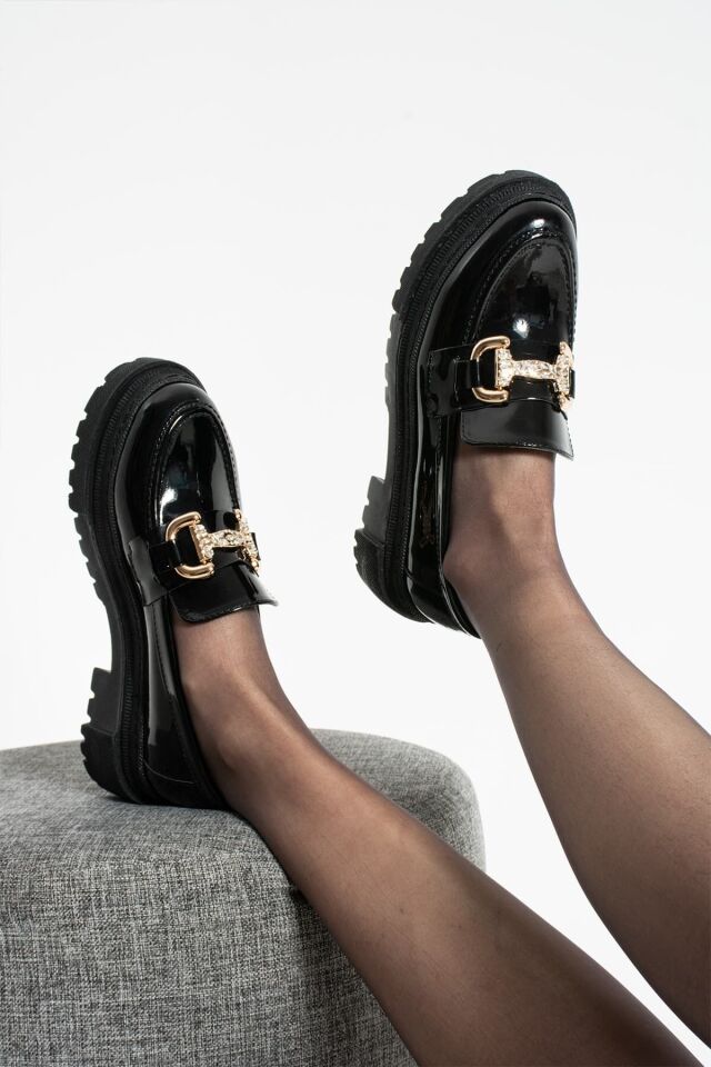 Loafer Günlük Kadın Parlak Siyah Taş Detaylı Rahat Ayakkabı