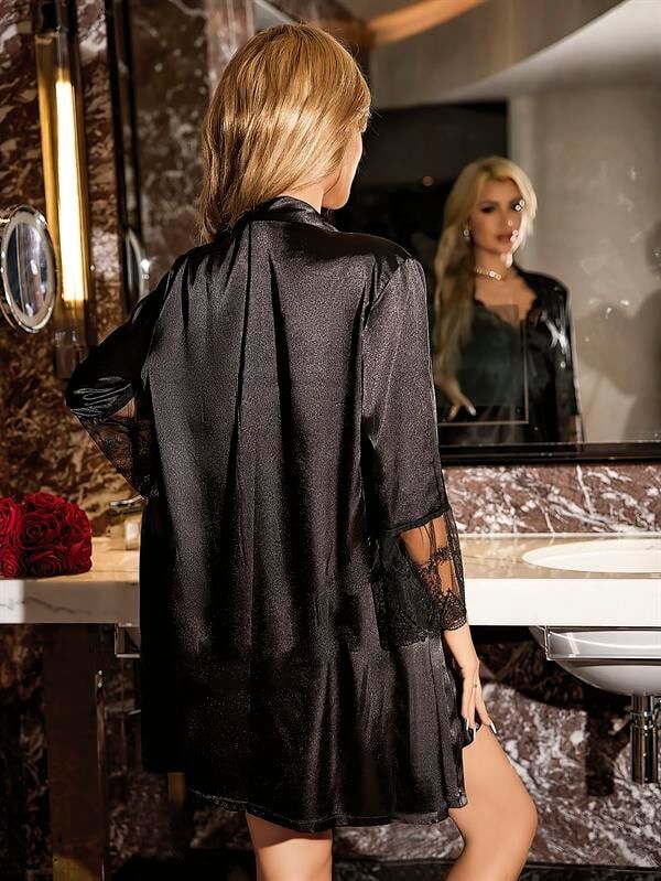 Arias Closet Özel Tasarım Dantel İşlemeli Şık Göğüs Dekolteli Sabahlıklı 2'li Siyah Saten Gecelik Takımı