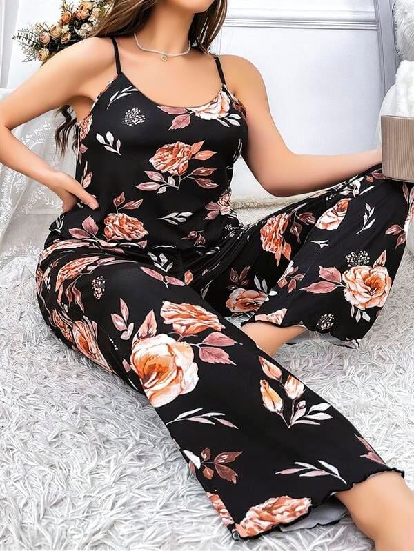 Arias Closet Büyük Beden Siyah Üstüne Çiçek Desenli İnce Askılı 2'li Pijama Takımı