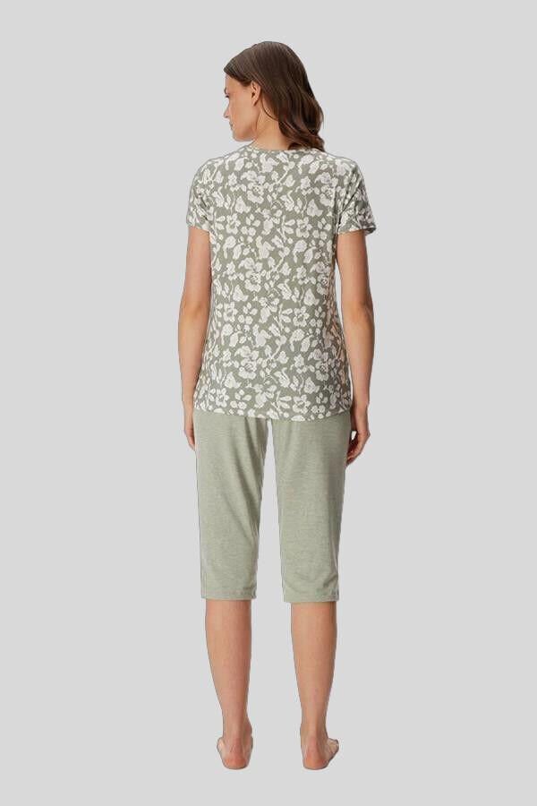 Kadın T-Shirt ve Kapri Pantolon Takım