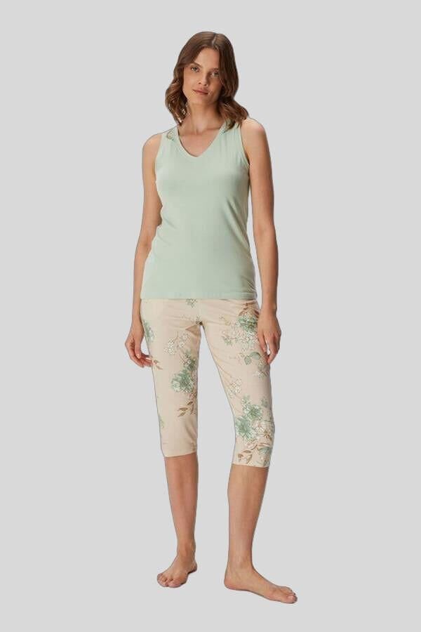 Kadın Atlet ve Kapri Pantolon Takım