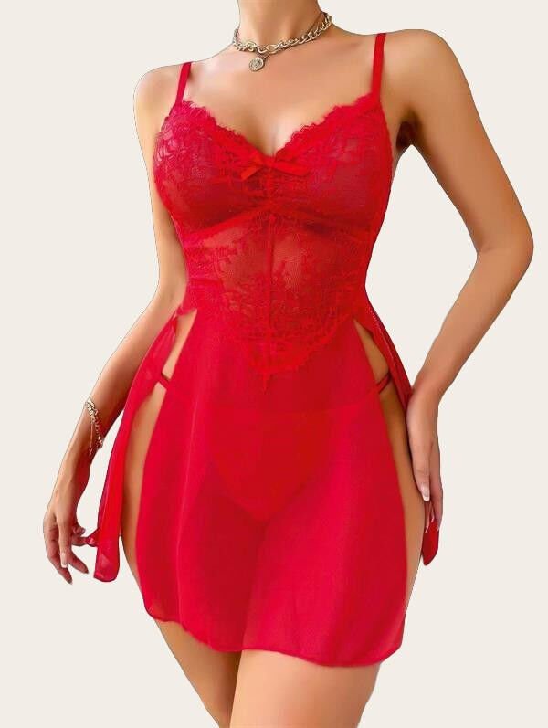 Kırmızı Dantel İşlemeli Fiyonk Detaylı Yanları Dekolteli Fantezi Gecelik