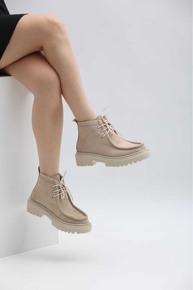 Kadın Krem Bot Bağcıklı Rahat Ve Esnek Konforlu Kaliteli