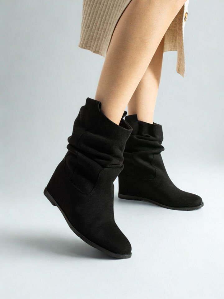 Kadın Siyah Süet Bot