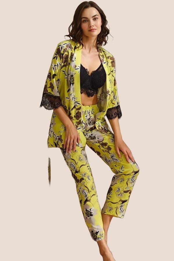 Arias Closet Dokuma Viskon Çiçek Baskılı Dantelli Sabahlık Balenli Desteksiz Dolgusuz Büstiyer Sütyen ve Pantolon Pijama 3'lü Takım