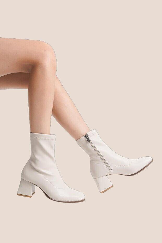 Streç Bilekli Fermuarlı Küt Kalıp Topuklu Bej Deri Kadın Bot