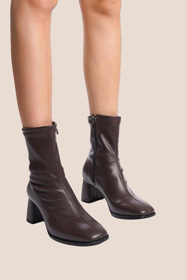 Streç Bilekli Fermuarlı Küt Kalıp Topuklu Kahverengi Deri Kadın Bot