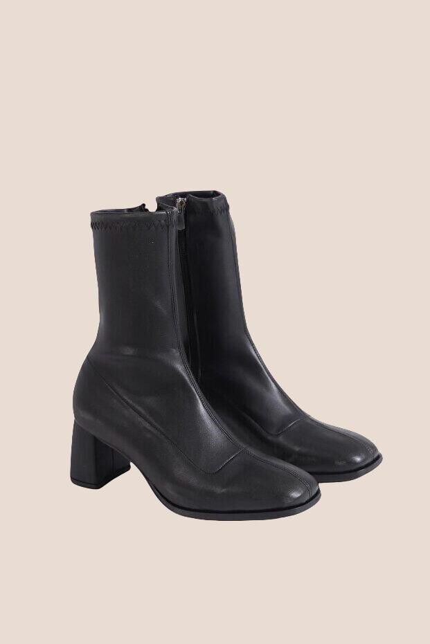 Streç Bilekli Fermuarlı Küt Kalıp Topuklu Siyah Deri Kadın Bot