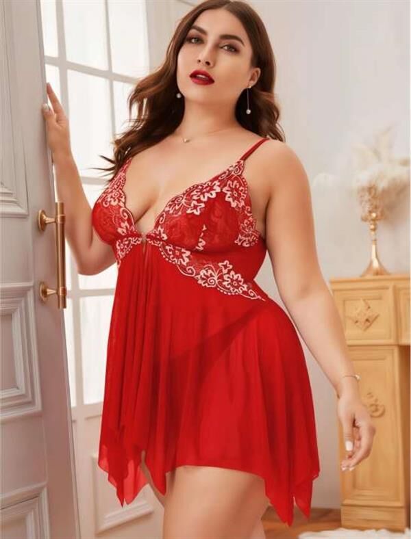 Arias Closet Büyük Beden Kırmızı Dantel İşlemeli Gecelik