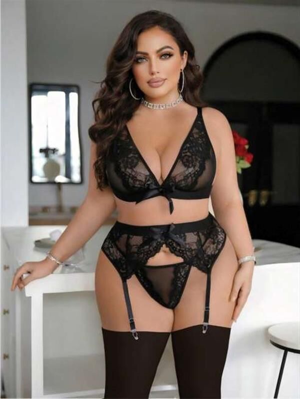 Arias Closet Büyük Beden Siyah Dantel İşlemeli Desteksiz Sütyenli Jartiyer Takımı