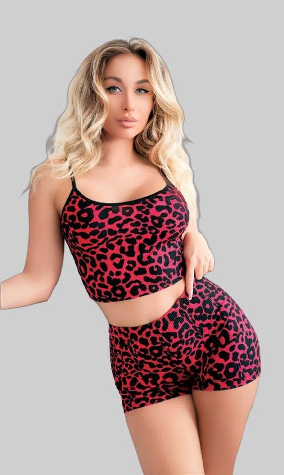 Arias Closet Şık Leopar Desenli Şortlu Takım