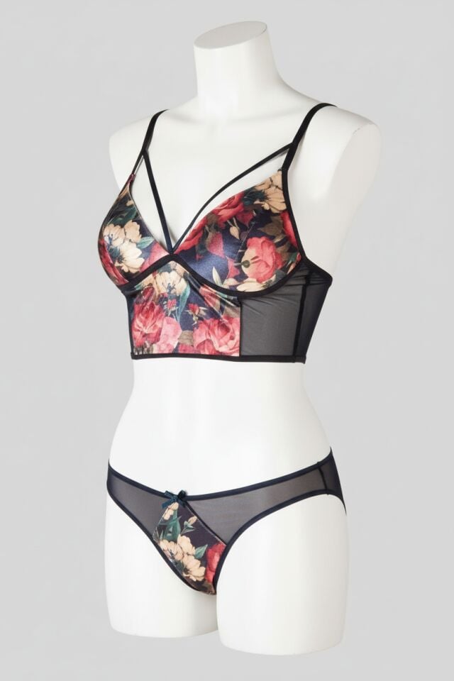 Arias Closet Kadife Balensiz Desteksiz Dolgusuz Yaka Detaylı Çiçek Baskılı Bralet Sütyen ve Slip Takım