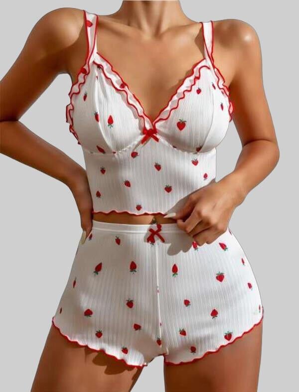 Arias Closet Beyaz Üstüne Çilek Desenli Fitilli Askılı Şortlu Pijama Takımı