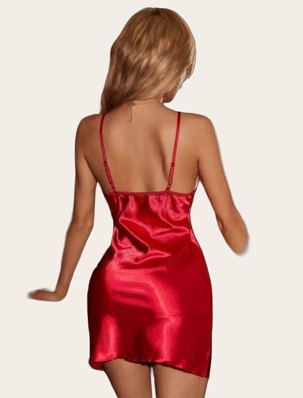 Arias Closet Kırmızı Dantel İşlemeli İnce Askılı Yırtmaçlı Saten Mini Gecelik
