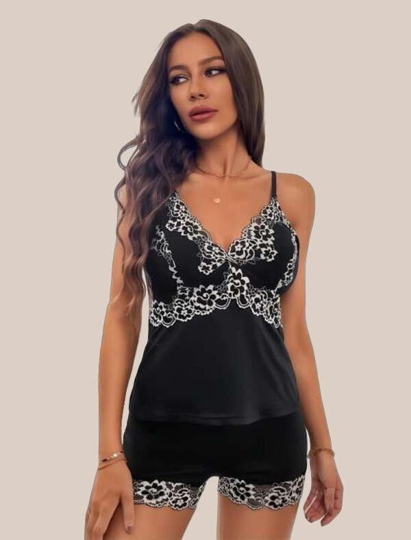 Arias Closet Beyaz Dantel İşlemeli Siyah İnce Askılı Saten Şortlu Takım