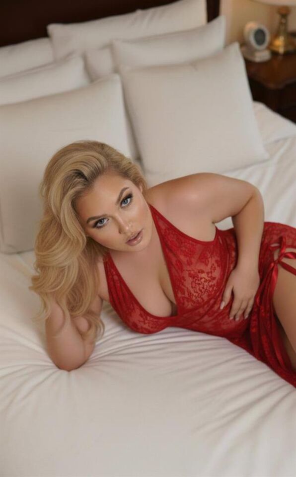 Arias Closet Şık Tasarım Kırmızı Dantel İşlemeli Transparan Fantezi Gecelik