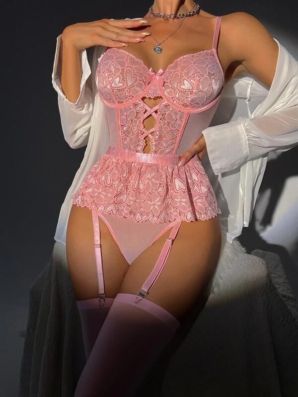 Arias Closet Pembe Dantel İşlemeli Kalp Desenli Fantezi Jartiyer Takımı