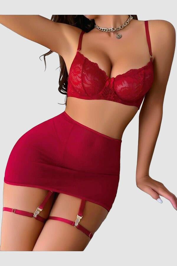 Transparan Kırmızı Dantel İşlemeli Fantezi Bacak Bantlı Etekli Jartiyer Takımı