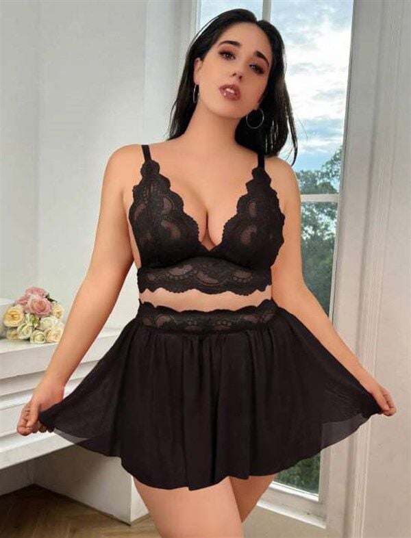 Arias Closet Özel Tasarım Büyük Beden Siyah Dantel İşlemeli Dekolteli Fantezi Etekli Sütyen Takımı