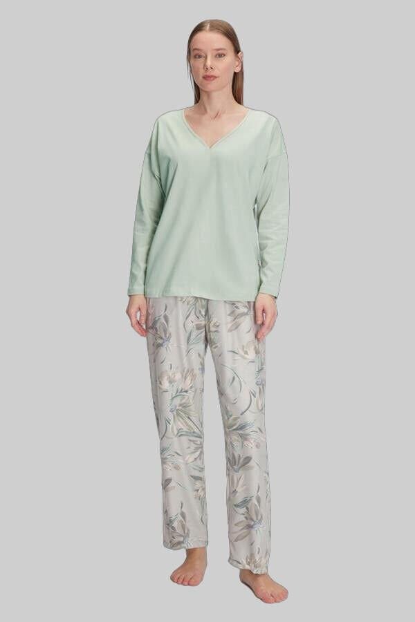Arias Closet Uzun Kol V Yaka Pijama Takımı