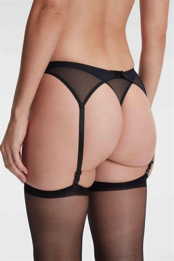 Arias Closet Dantelli Jartiyer String ve Çorap 3'lü Takım