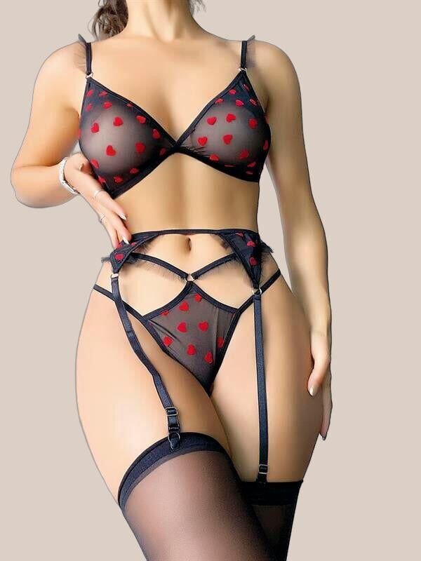 Siyah Kalp Desenli Jartiyerli Sütyen Külot Takımı
