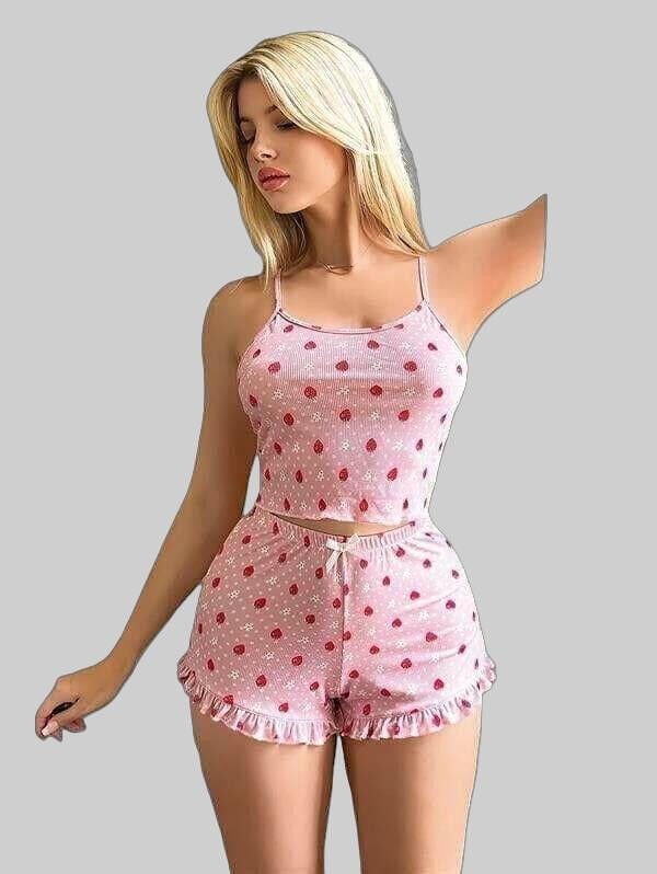 Arias Closet Pembe Üstüne Çilek Desenli Askılı Şortlu Pijama Takımı