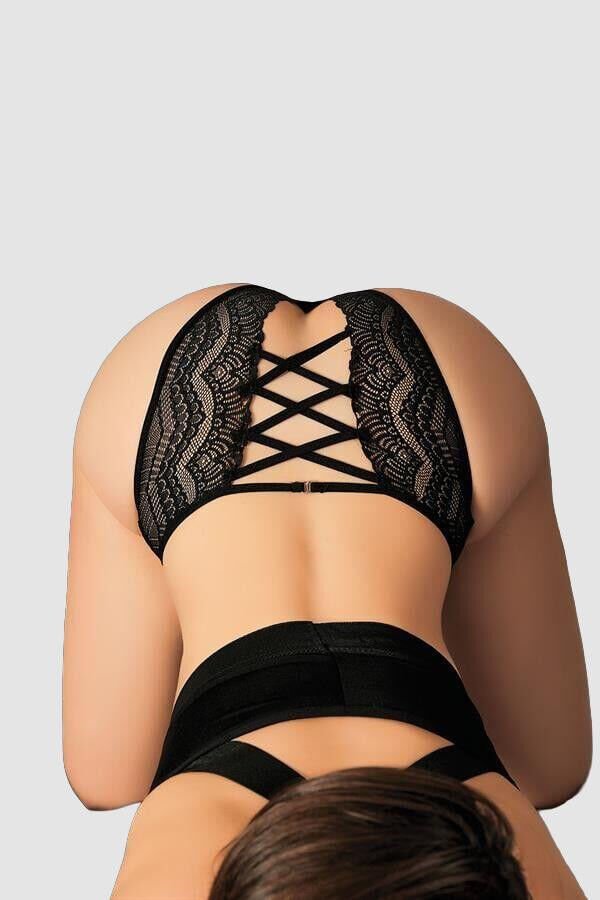 Siyah Dantelli Arkası Dekolteli Fantezi Külot